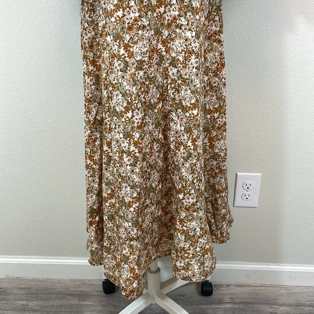 NWT Mi Golondrina brown floral wrap maxi dress with ruffle sleeves size large - Picture 10 of 13